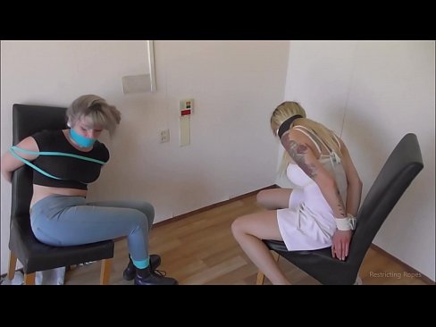 ❤️ Verslaafd / vastgebonden en de mond gesnoerd / jonkvrouw in nood ❤❌ Super porn at us ❤